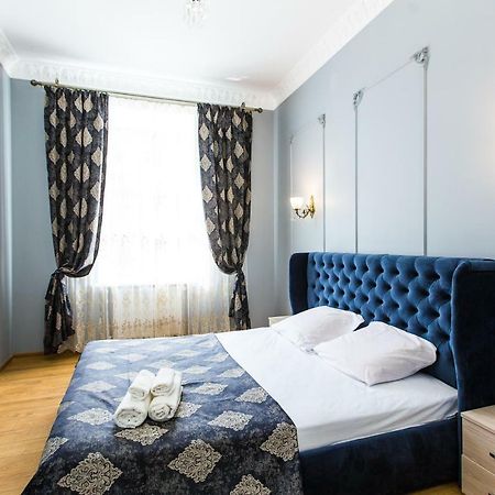 Дизайнерська Віп Квартира По Вулиці Куліша 14 Lviv Extérieur photo