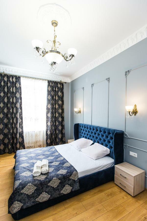 Дизайнерська Віп Квартира По Вулиці Куліша 14 Lviv Extérieur photo
