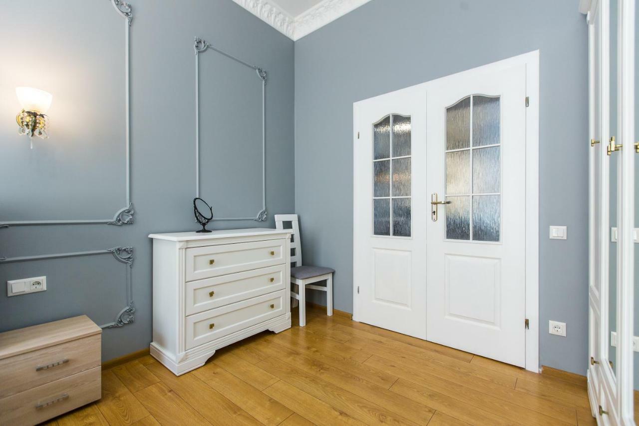 Дизайнерська Віп Квартира По Вулиці Куліша 14 Lviv Extérieur photo